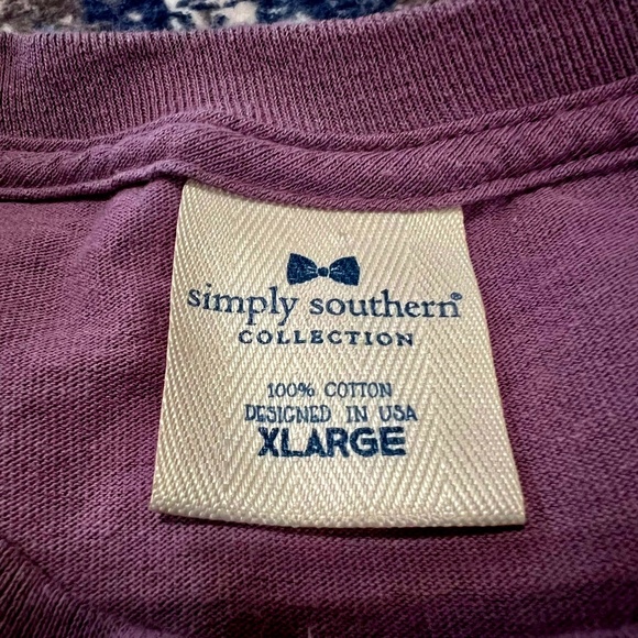 SIMPLY SOUTHERN "Dog Kisses" Longsleeved T-Shirt EUC SIZE XL - Picture 3 of 4